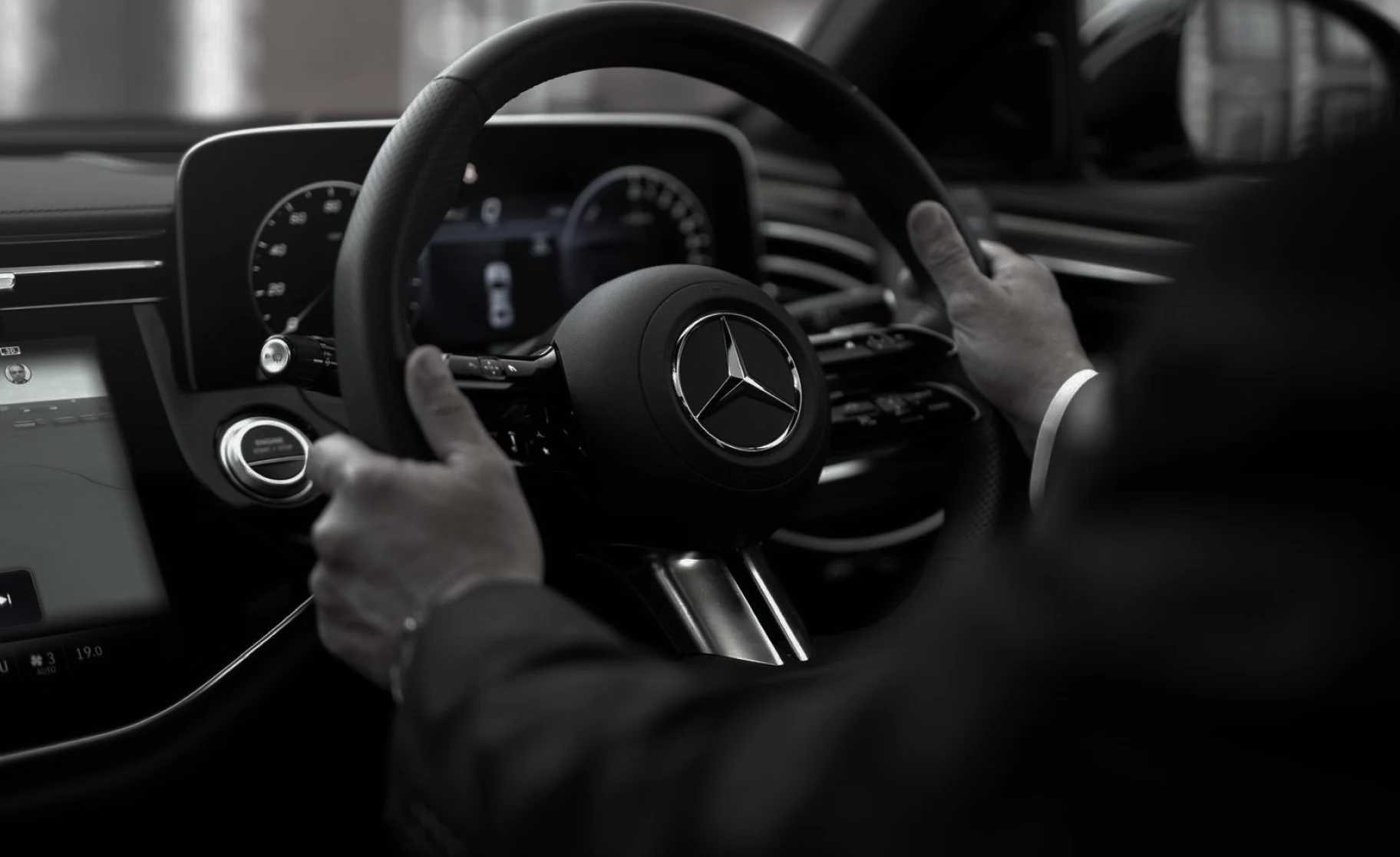 Mercedez E-Class steering wheel