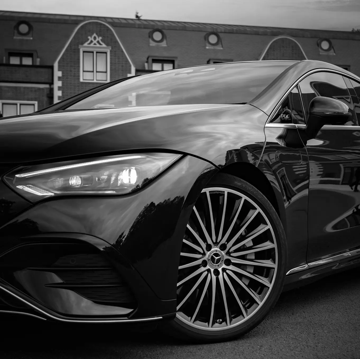 Eqe electric front view